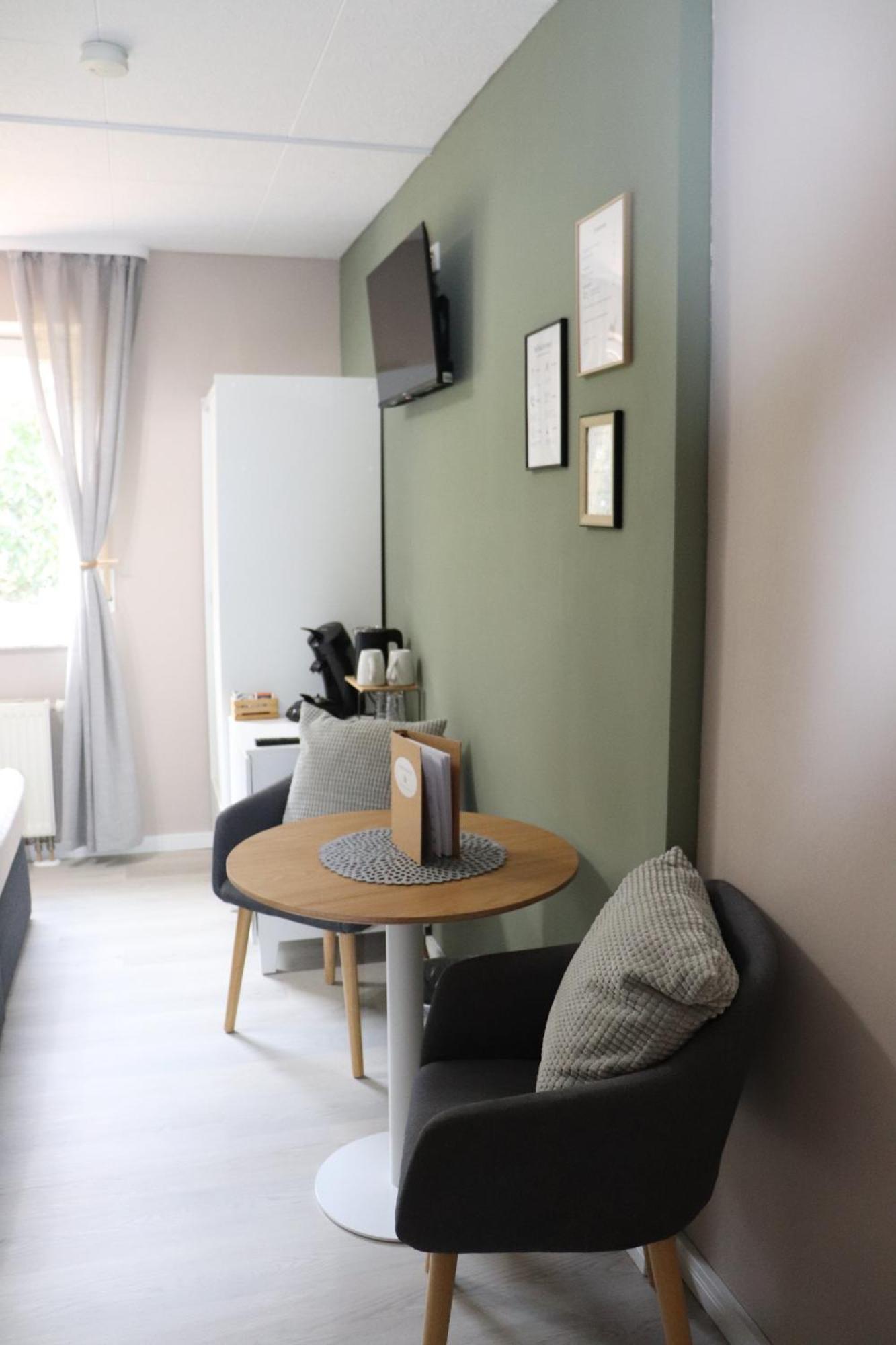 Pension Und Apartment Landhaus Fricke Calden Exterior foto